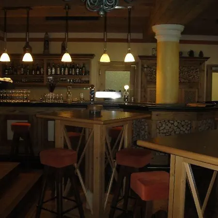 Unterwirt - Jokercard Im Sommer Inklusive