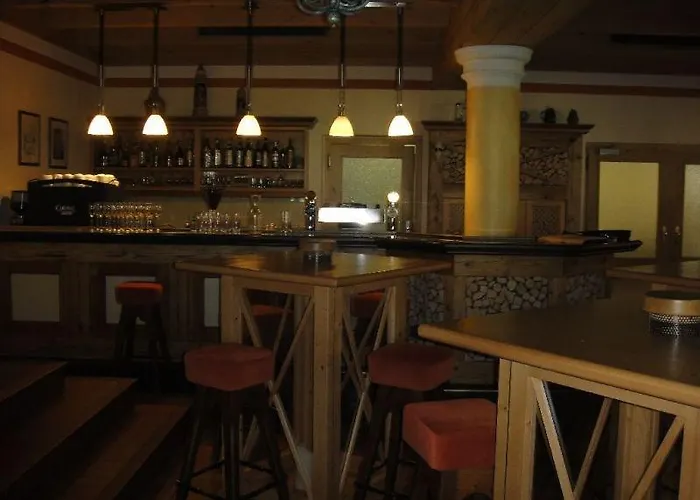 Unterwirt - Jokercard Im Sommer Inklusive