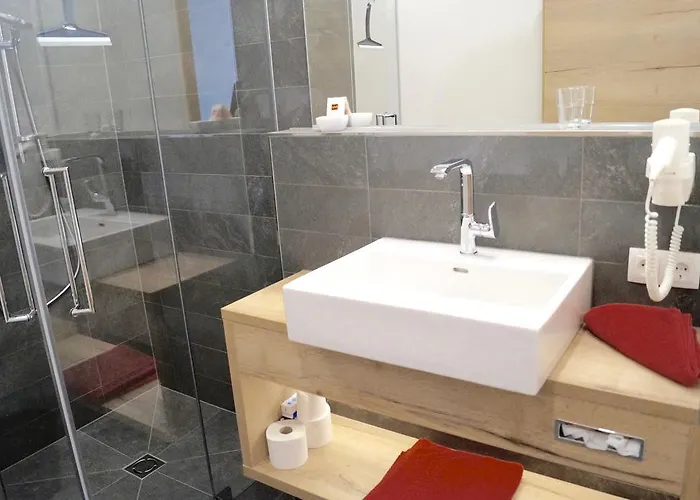 Unterwirt - Jokercard Im Sommer Inklusive